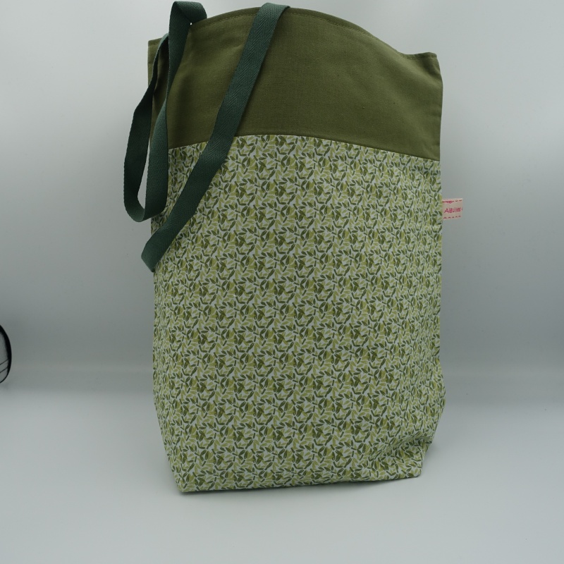sac tote bag vert et kaki motifs uni et fleurs